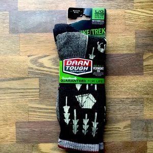Darn tough hike socks size Large